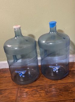 Alhambra 5-Gallon Water Jugs – Set of 2