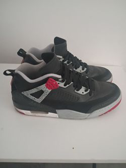Jordans spizike lows for only 20 (SIZE 12)