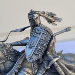 1985 JIM PORTER PATH TO GLORY MEDIEVAL KNIGHT BRONZE SCULPTURE (10 X 12)