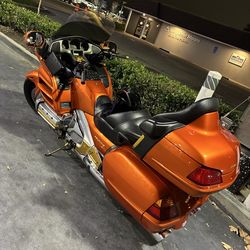 02 Honda GoldWing 1800