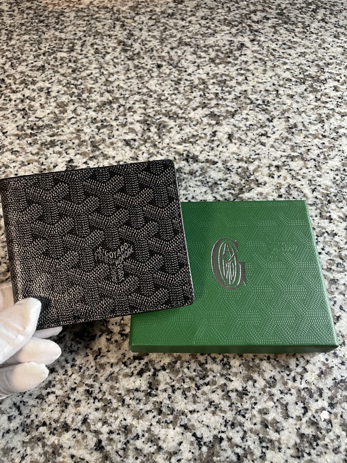 Goyrd Black Wallet 🖤