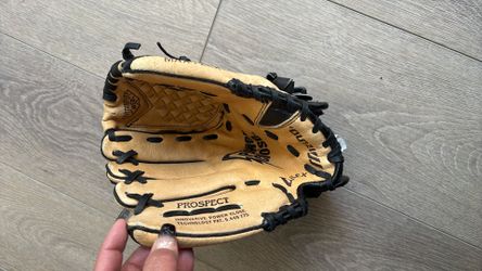Mizuno Power Close 11 Inch Glove