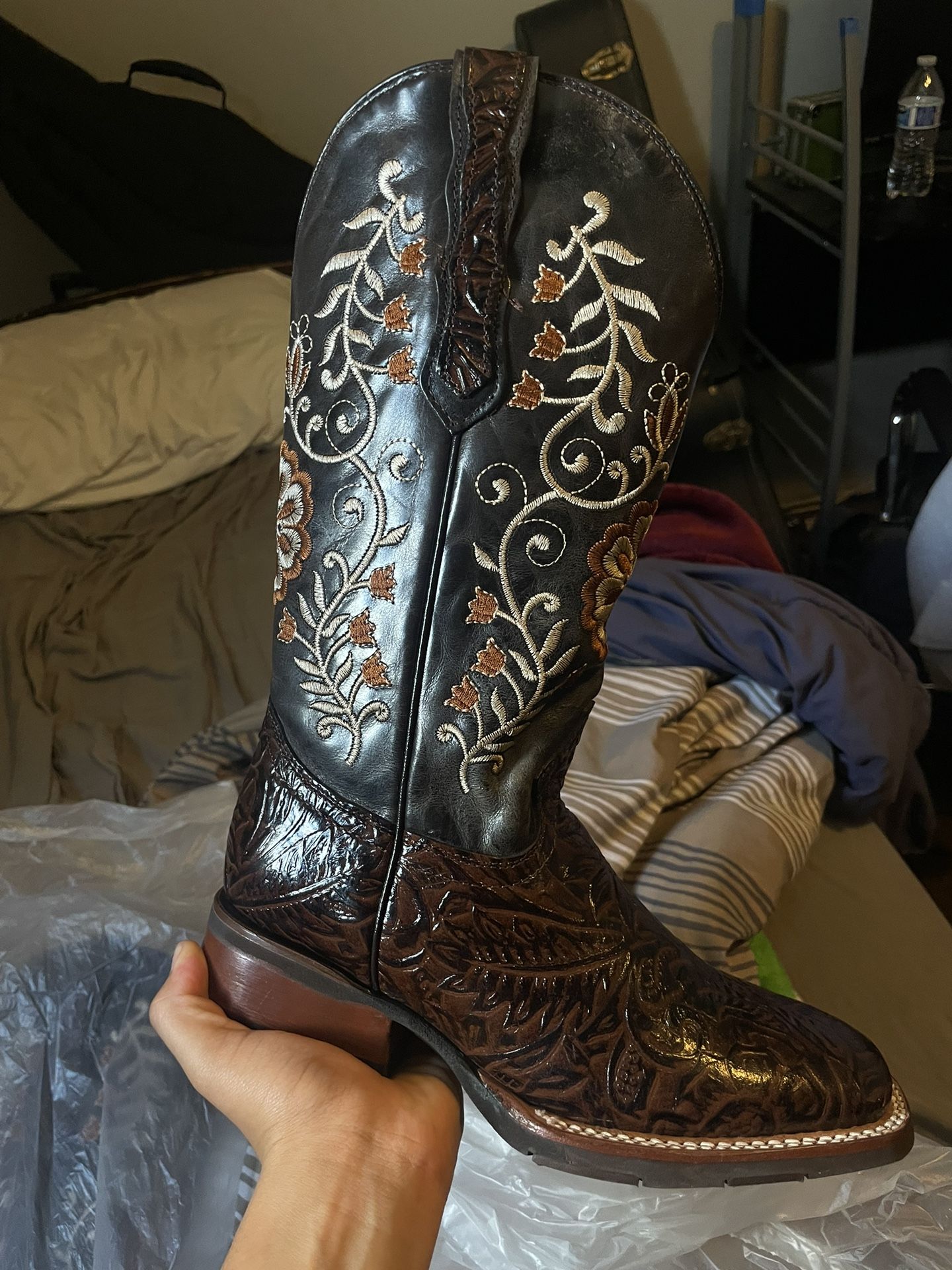 Los Compadres Women Square Toe boots 6.5