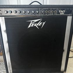 Peavy TNT 130 bass combo amp