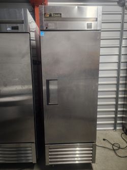 Refrigerator TRUE TS-23