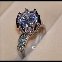 New 18k White Gold Engagement Ring 