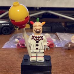 Lego Compatible Twisty The Clown 