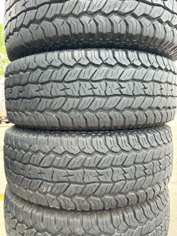 285/70R17 LT