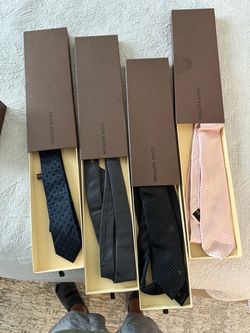 Louis Vuitton Silk Ties with Boxes like new authentic