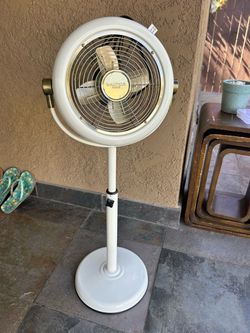 Mini Floor Standing Rotating Fan Modern White