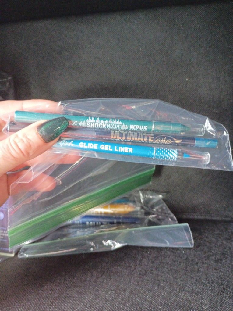 3 L.A. Girl Liners New Never Opened