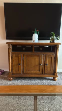 Stand/dresser