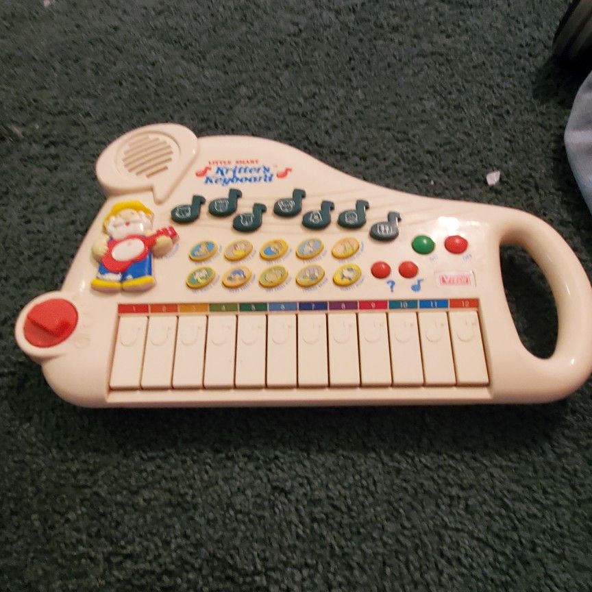 Vtech Little Smart keyboard