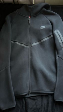 Nike tech