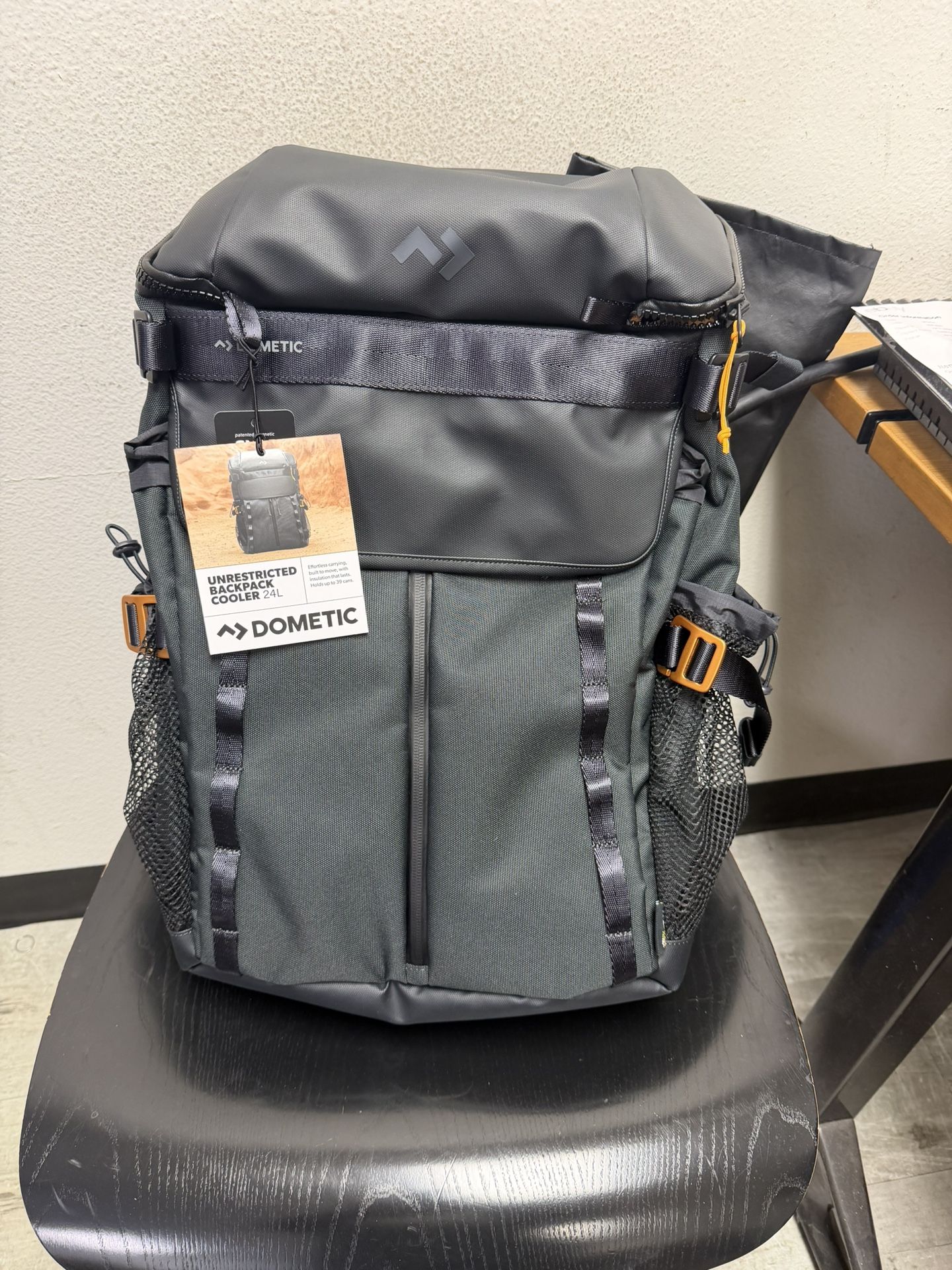 DOMETIC UNRESTRICTED BACKPACK 24L