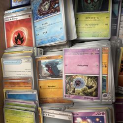 1000+ Pokemon Cards 