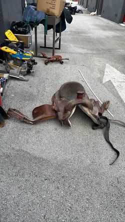 Horse  saddle