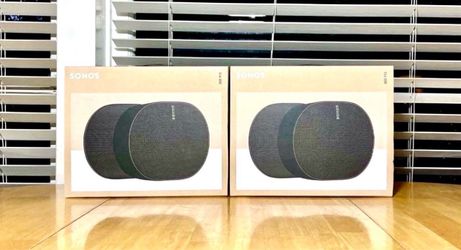 Sonos Era 300s  (1x Pair Black)Brand New Sealed and they includes warranty