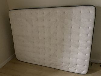 Sealy Queen Mattress.