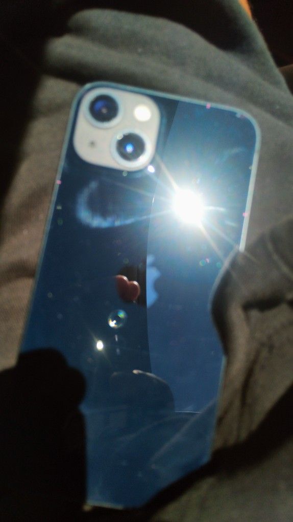 iPhone 13 