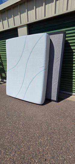 Full size mattress