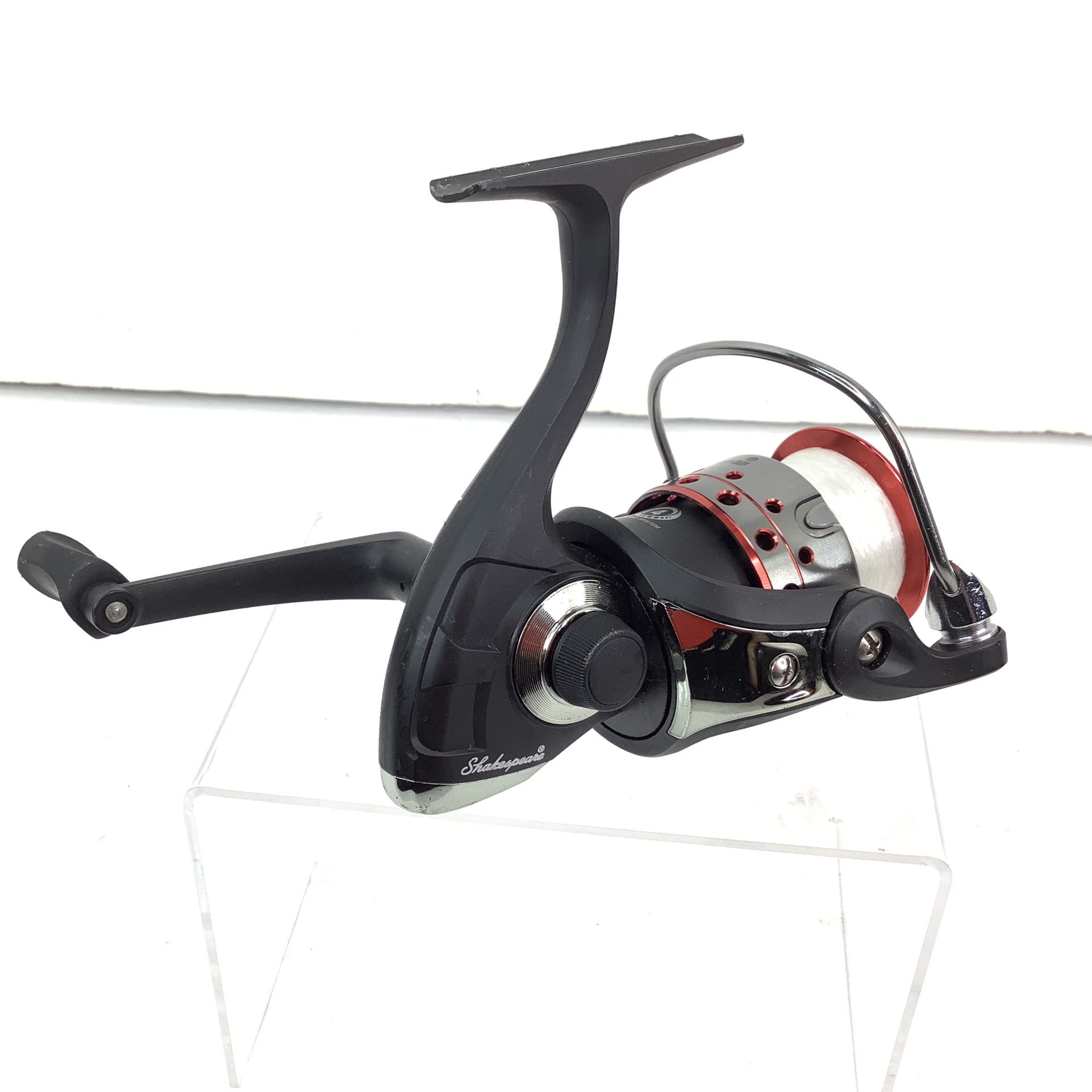 Shakespeare GX235 Spinning Fishing Reel for Sale in Kent, WA - OfferUp