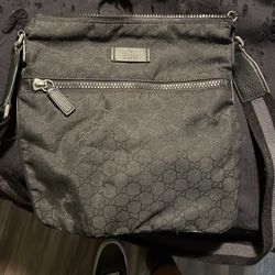 Gucci GG Monogram Messenger Bag Black
