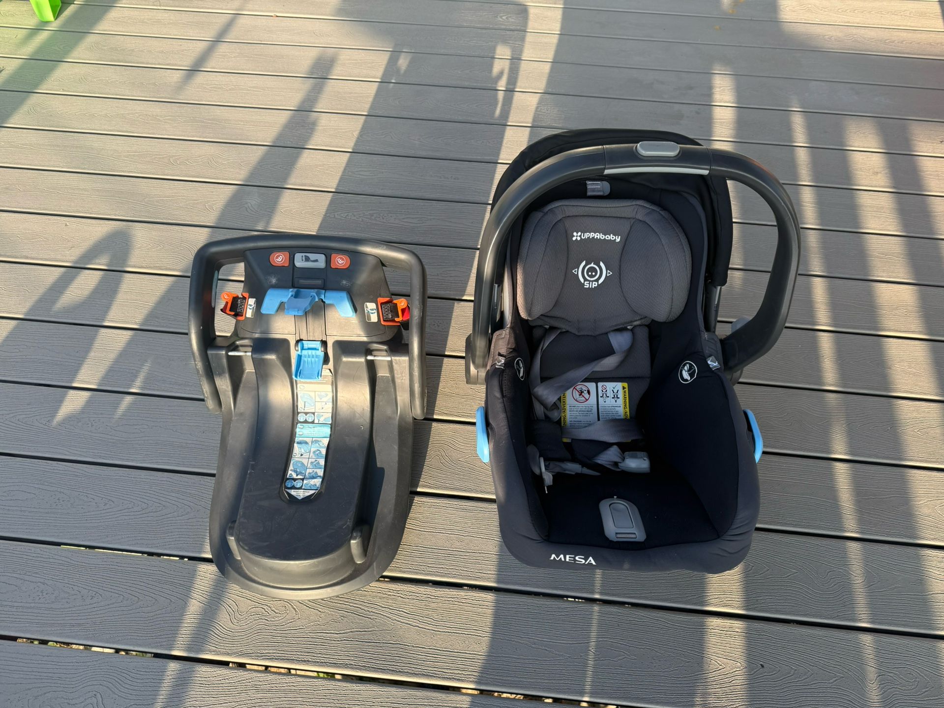 Uppa baby Mesa Car Seat For Infants With Base