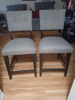SET OF 2 CHAIRS / BAR STOOLS   $35 FOR BOTH
