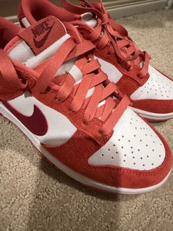 WOMENS DUNKS 6.5