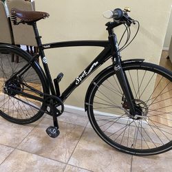Spot Ajax Hybrid & Commuter Bicycle 