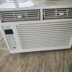Wall Air Conditioners 