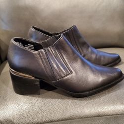 Steve Maden Black Ankle Boot Size 8M