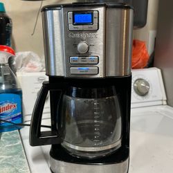 Coffee Maker For  14 Cups  Cuisinart