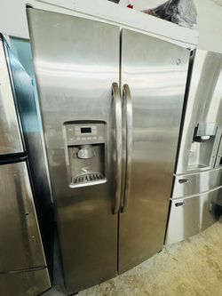 LIKE NEW / EXCELLENT CONDITIONS