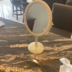 Table Top Mirror 