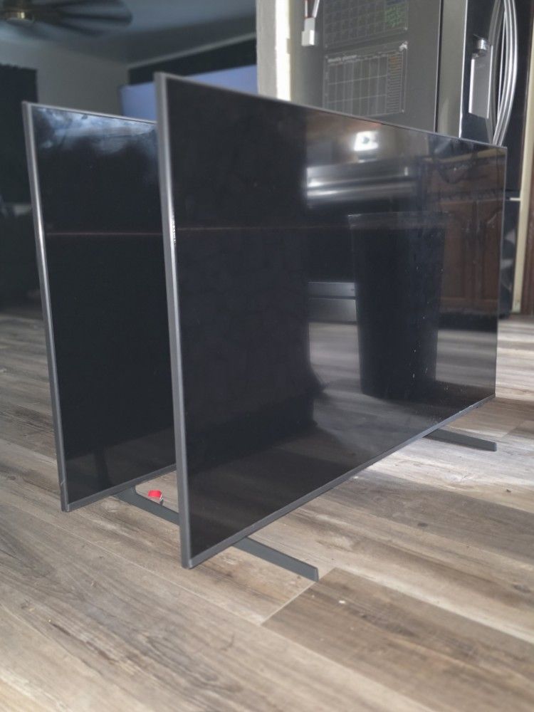 ×2 50" Samsung Crystal UHD