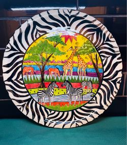 Vintage and beautiful! Large handpainted jungle wildlife plate