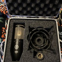 AKG p220 dynamic studio microphone 