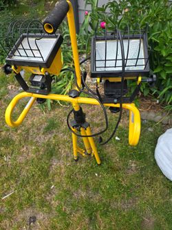 Work lights set up