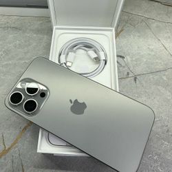 iPhone 15 pro max 128GB Unlocked 