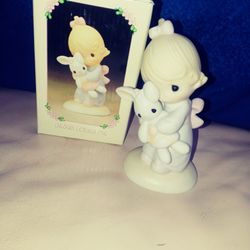 Precious Moments. 1978 Jesus Loves Me 1979 D I Love 1979 Love Is Sharing Boy 1979 Love Is Sharing Girl