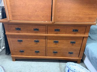 Mission style dresser + 2 nightstands