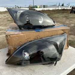 Used Honda Crv Headlights 07-2011