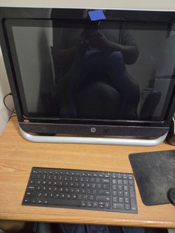 HP All-in-One Desktop Computer with Keyboard