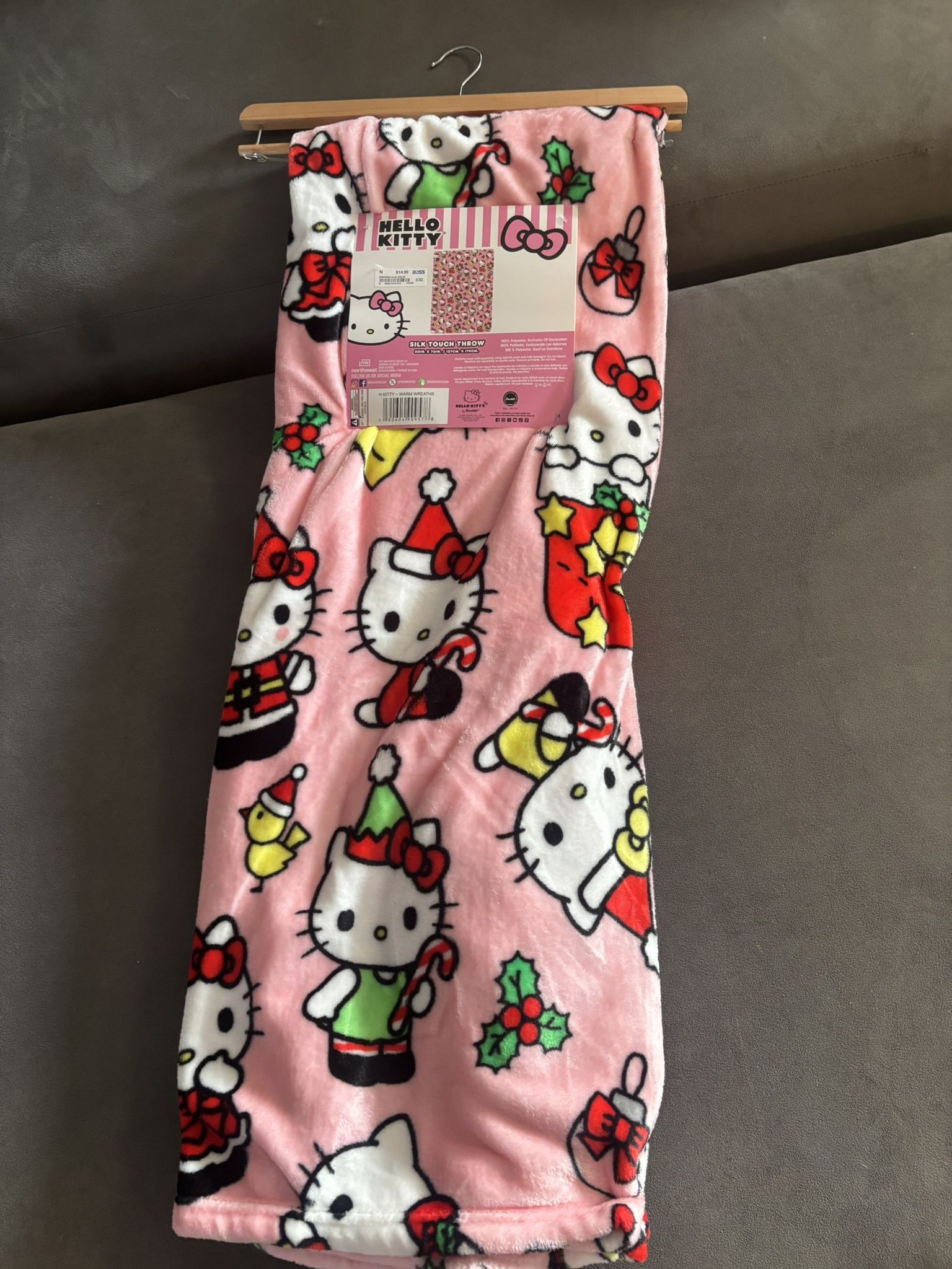 Hello Kitty X-Mass Blanket