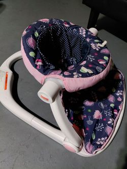 Baby sit up chair