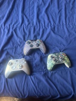 Xbox one wireless controllers