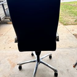 Executive Office Chairs 