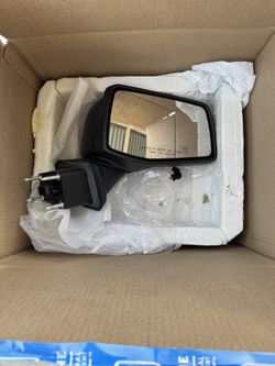 2023 Silverado Mirror